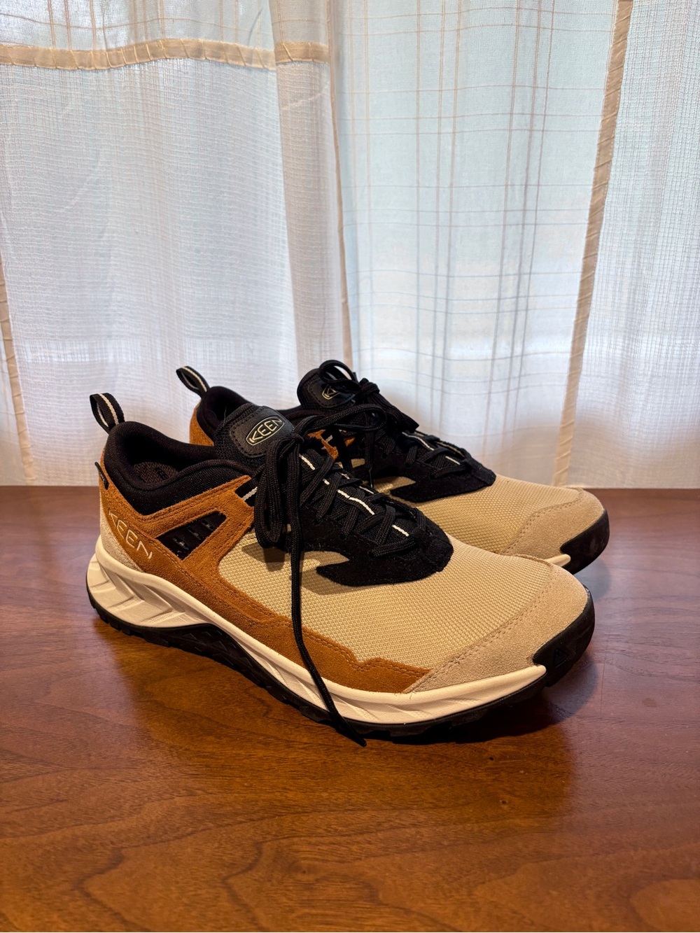 Keen Men's Beige, Brown and Black Athletic Trail Shoes